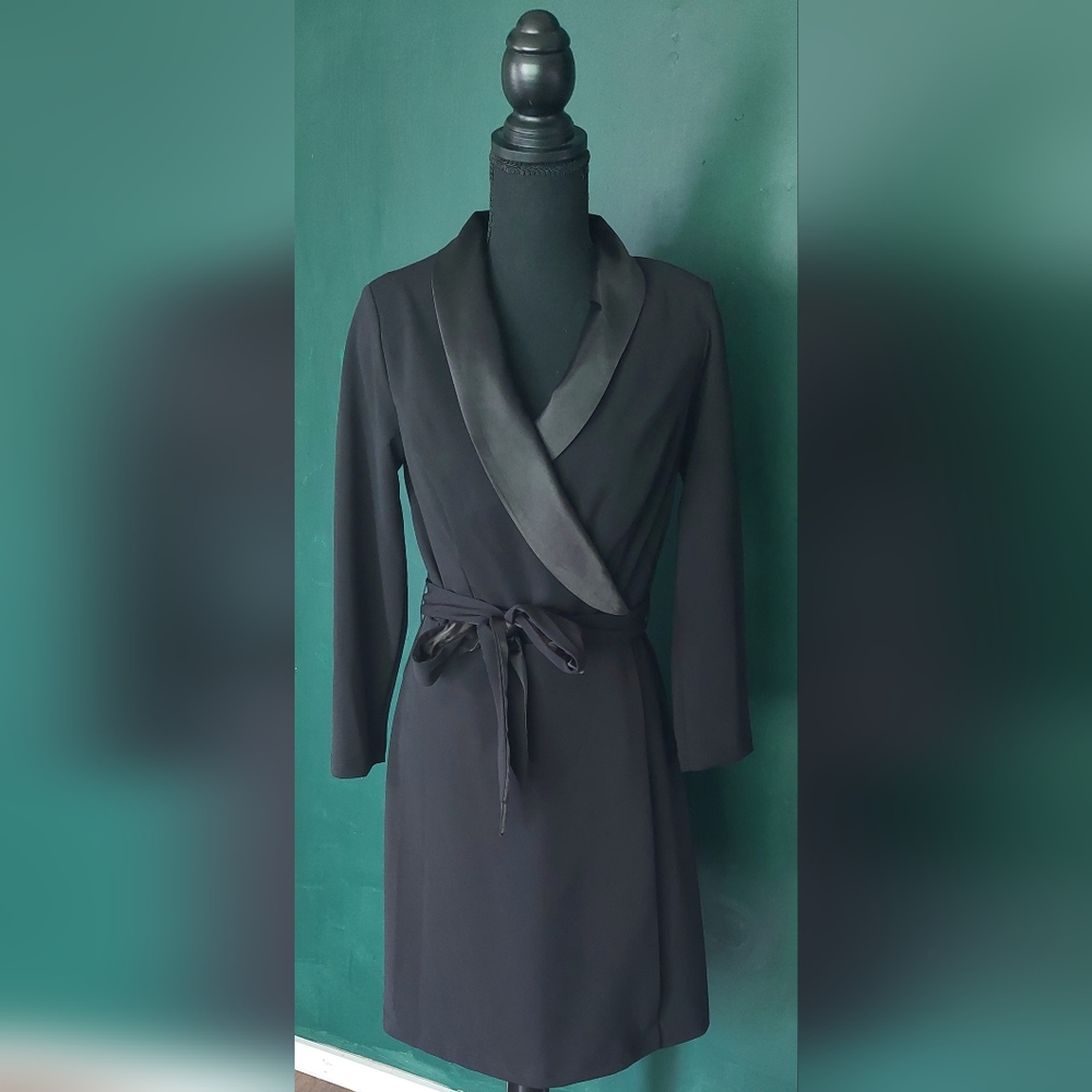 Women black suit